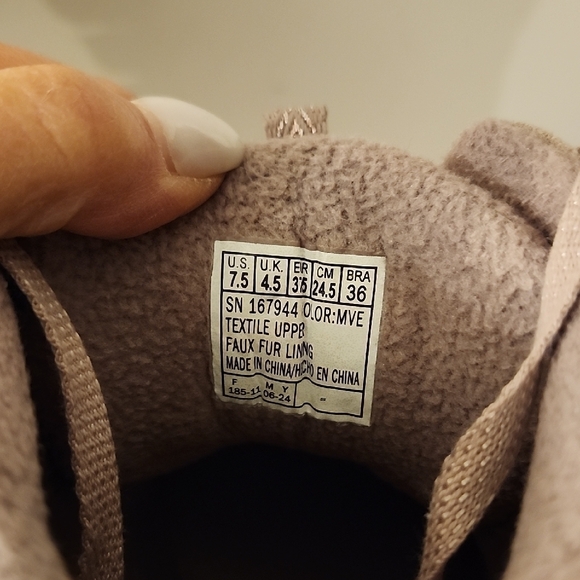 Skechers Synergy Hiker Boots - Picture 11 of 12